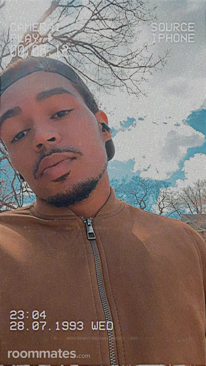 Profile photo 1 of 1