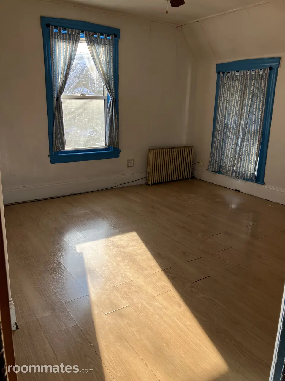 Profile photo 1 of 9