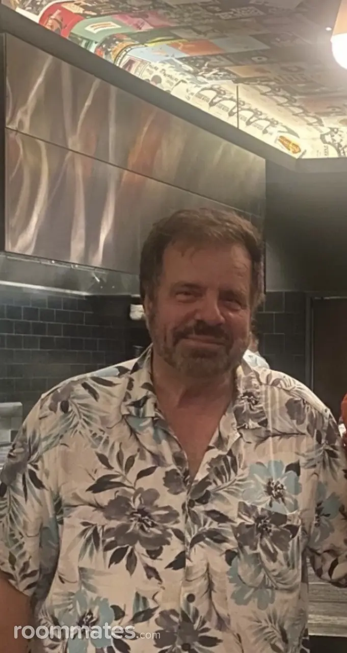 Profile photo 1 of 1