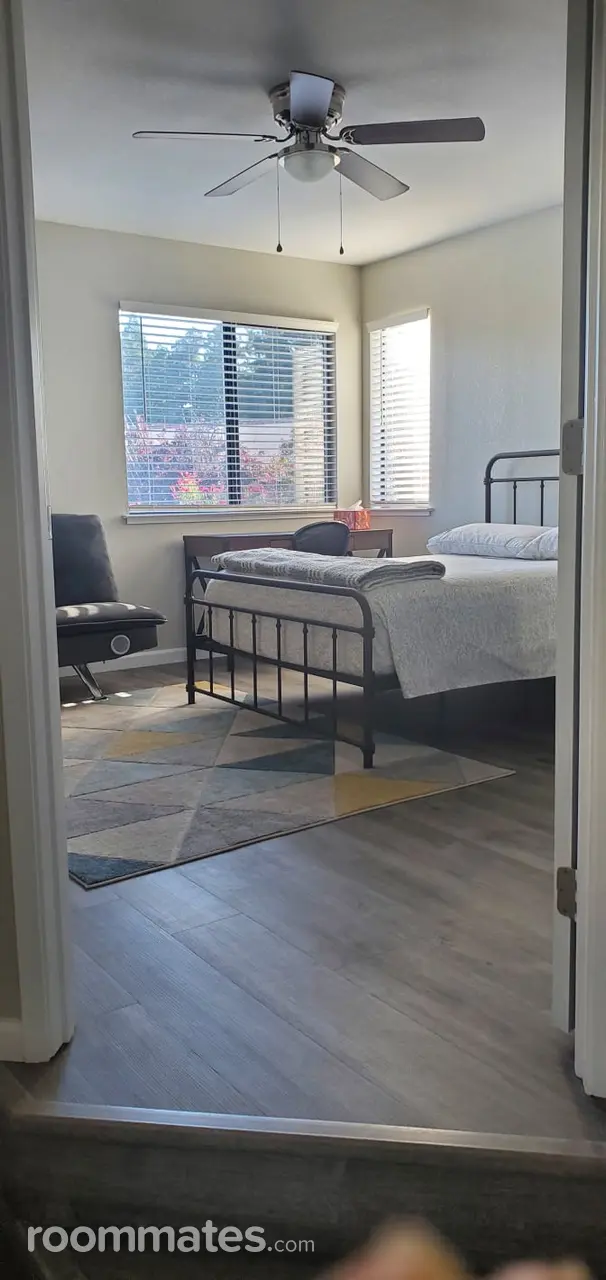 Profile photo 3 of 5