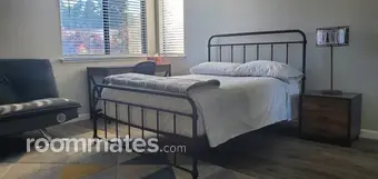 Room for rent in Vacaville, CA $1100, house