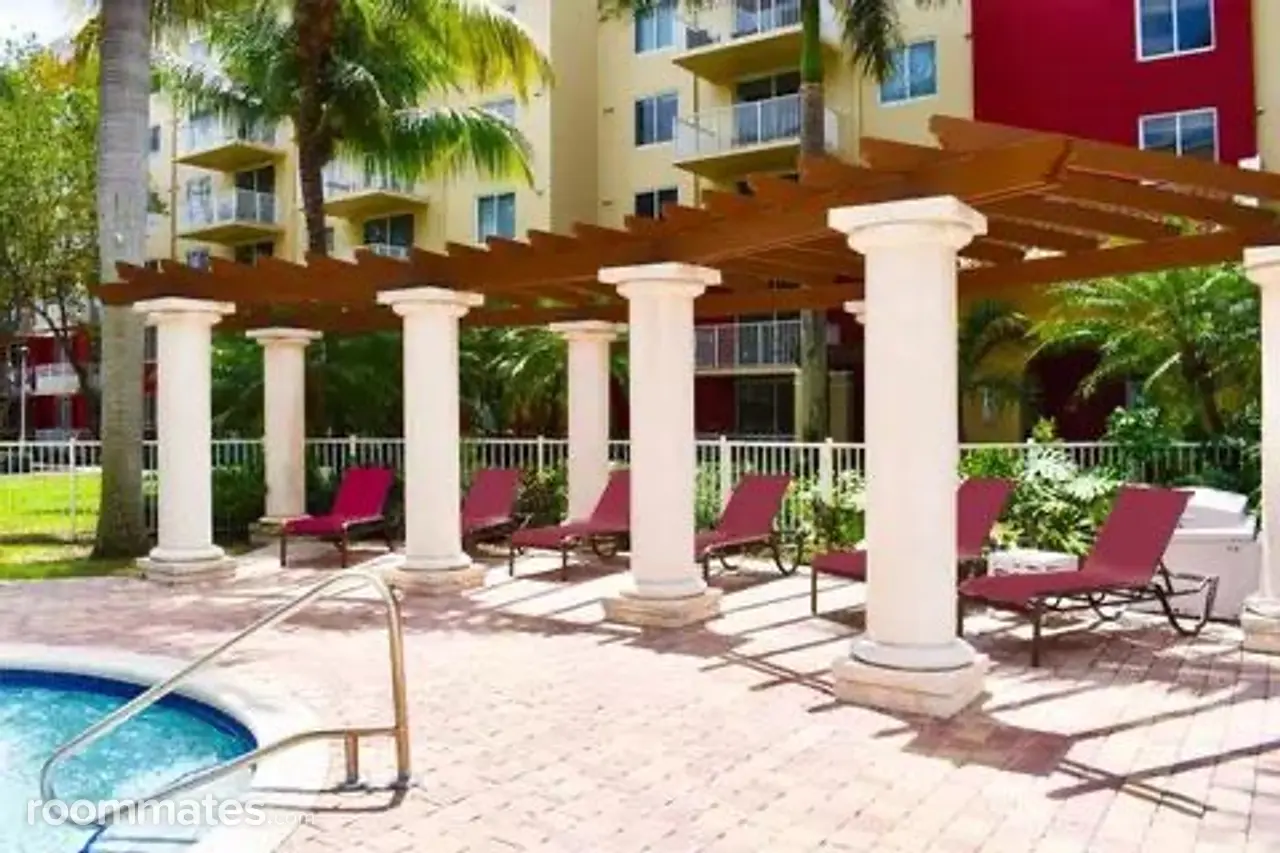 Profile photo 1 of 7