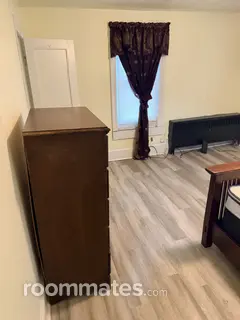 Room for rent in Newport News, VA $600, house