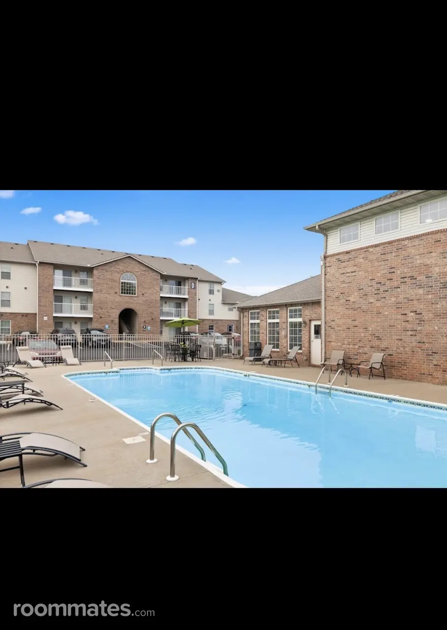 Profile photo 1 of 2