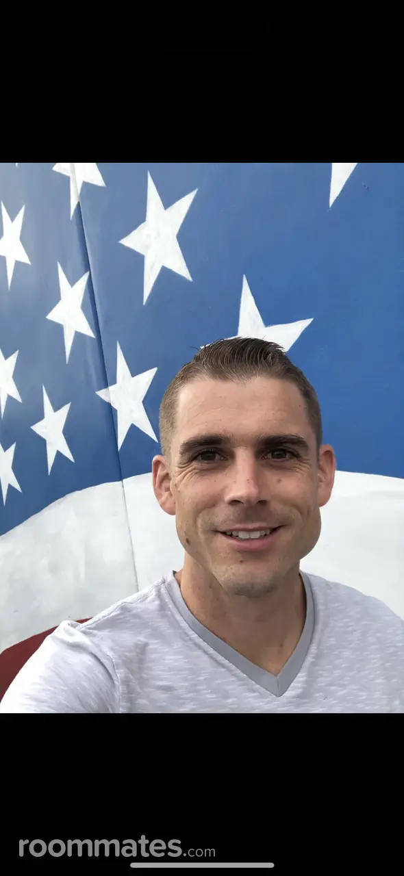 Profile photo 1 of 1