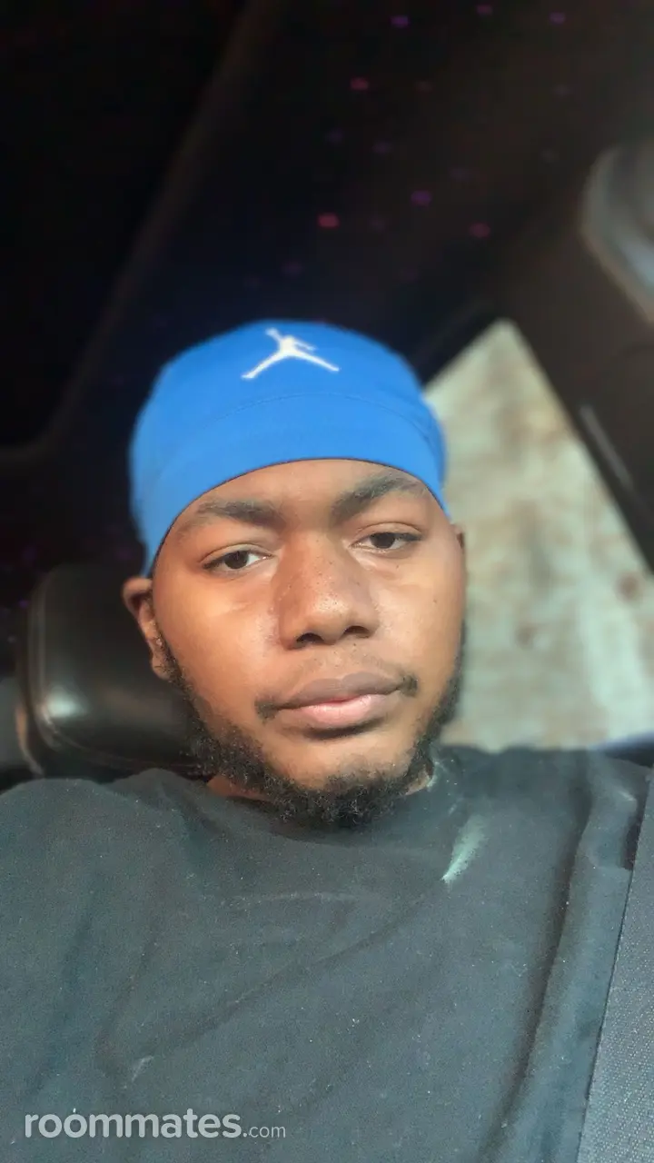 Profile photo 1 of 1