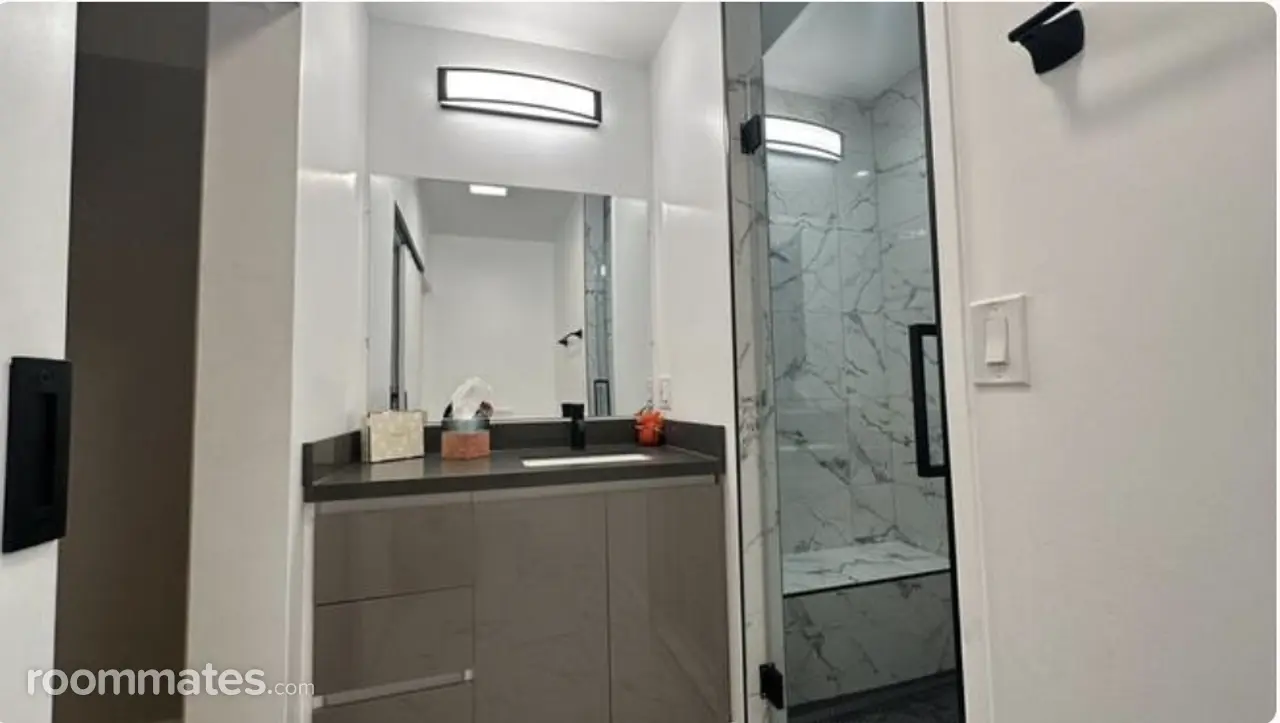 Profile photo 1 of 12