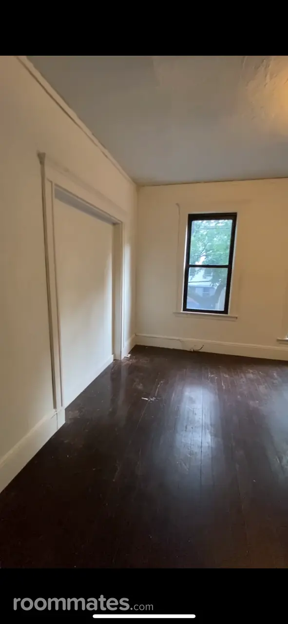 Profile photo 1 of 11