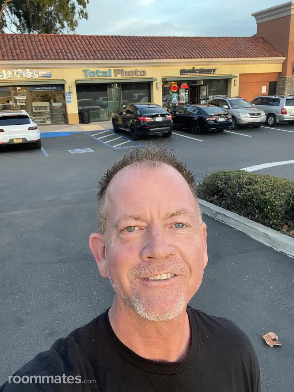 Profile photo 1 of 2