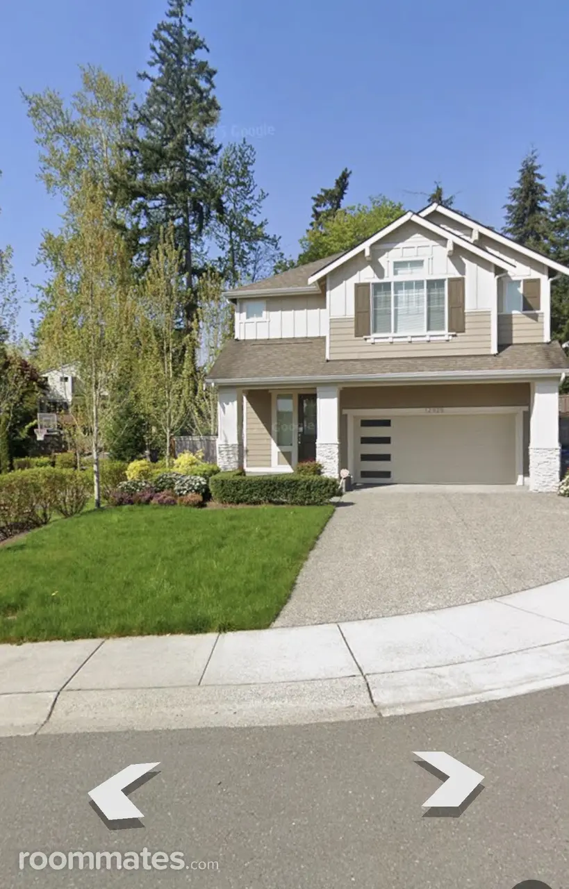 Profile photo 1 of 10