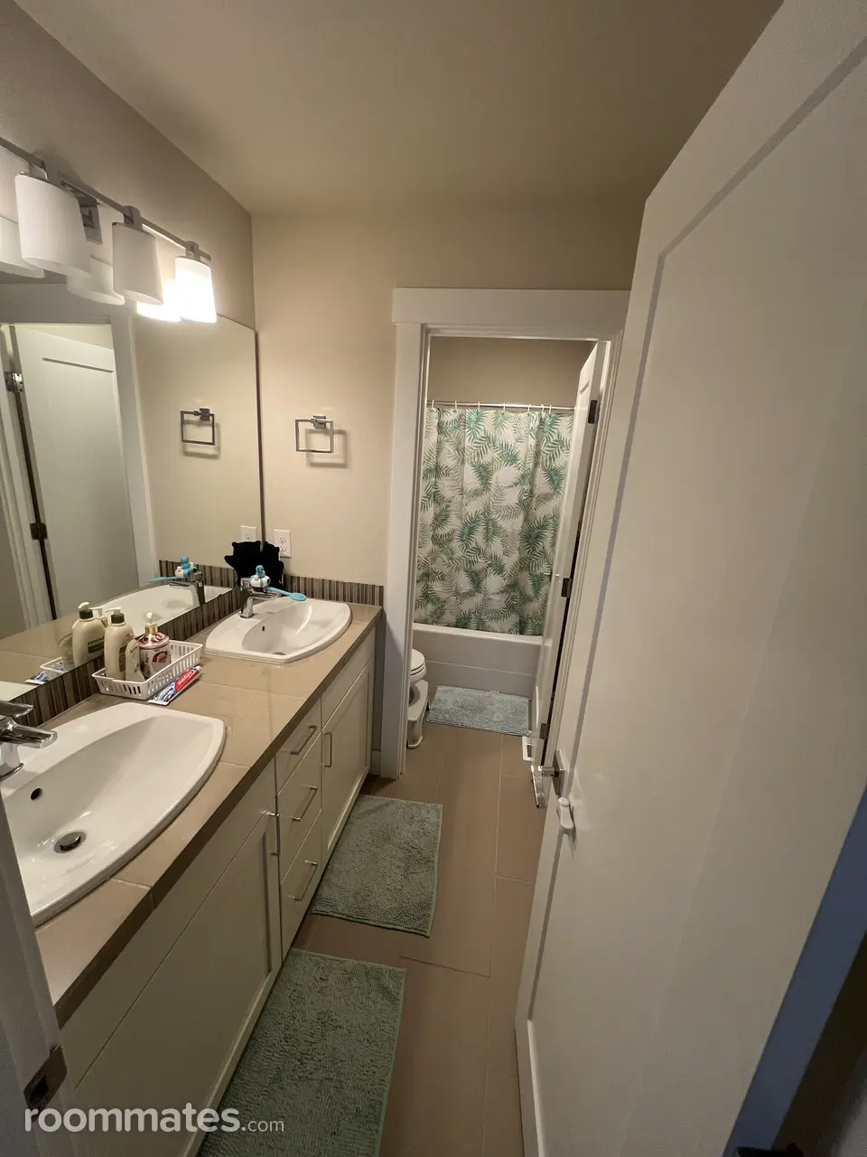 Profile photo 6 of 10