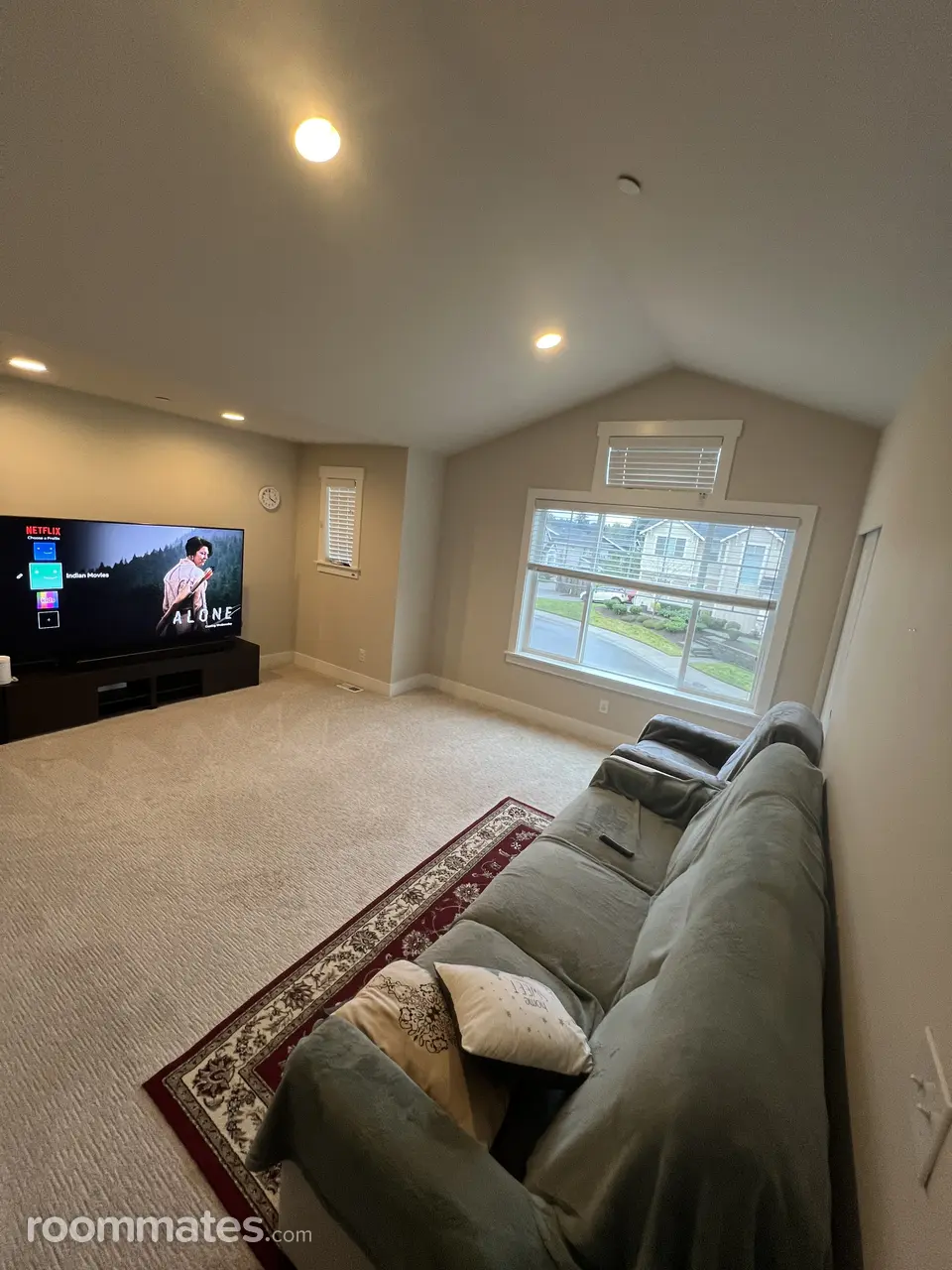 Profile photo 8 of 10