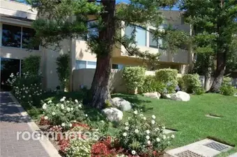 Room for rent in Canoga Park, CA $1600, condo