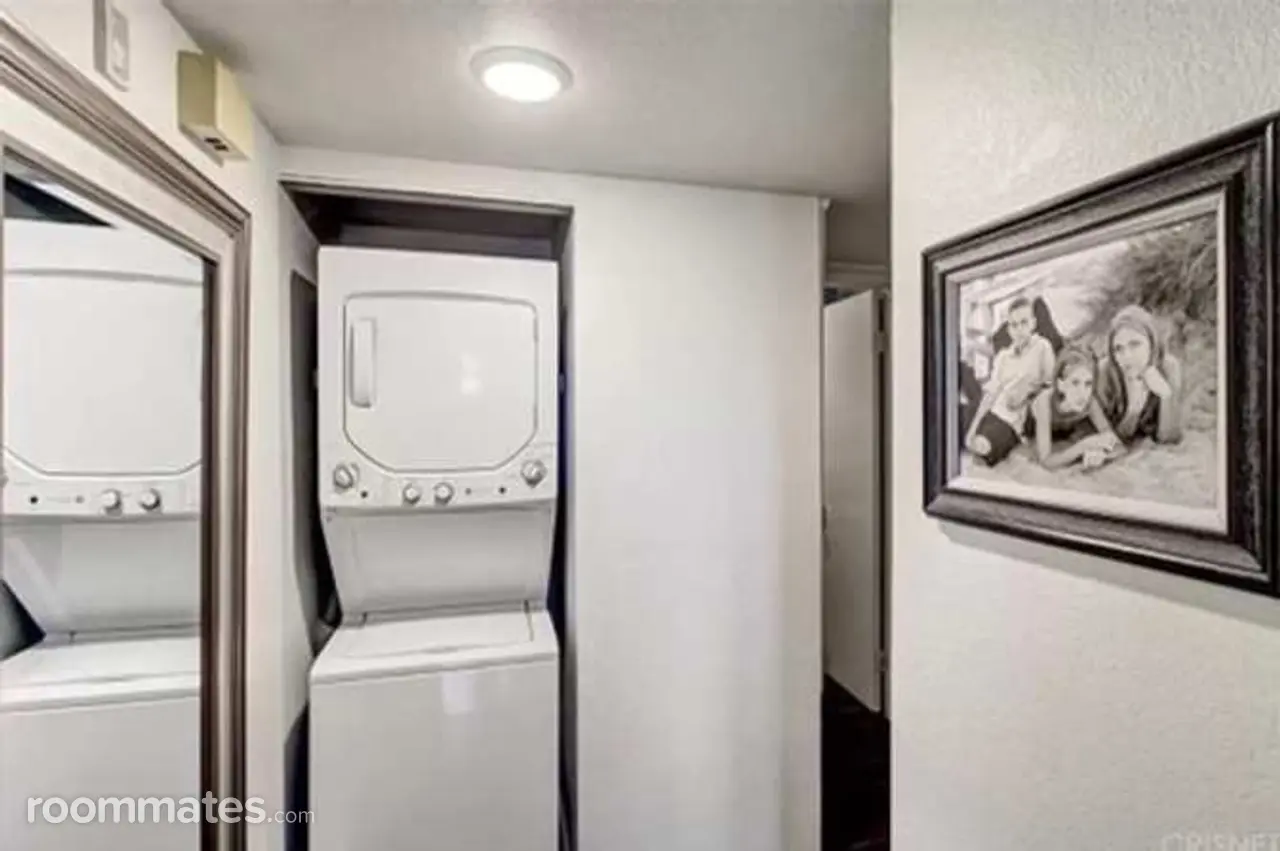 Profile photo 3 of 13