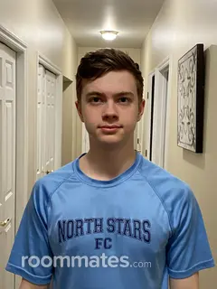 Roommate looking Warwick, RI, $1700