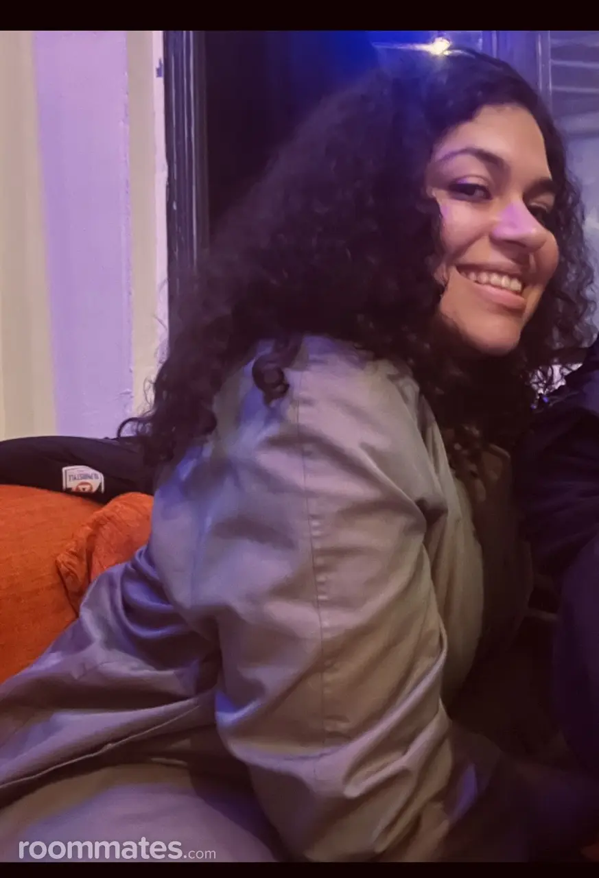 Profile photo 1 of 1