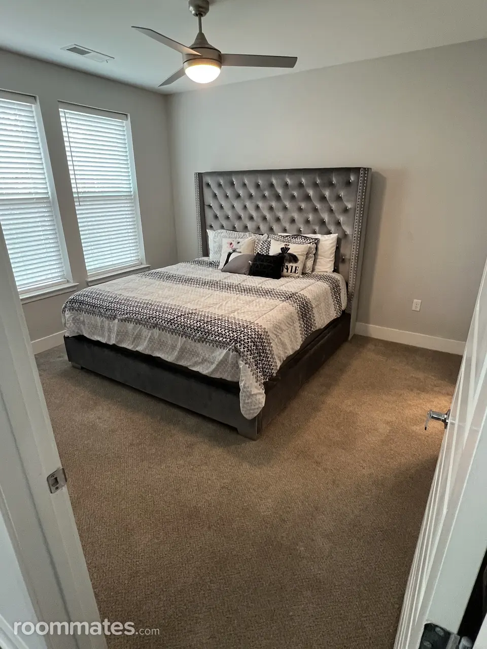 Profile photo 2 of 9