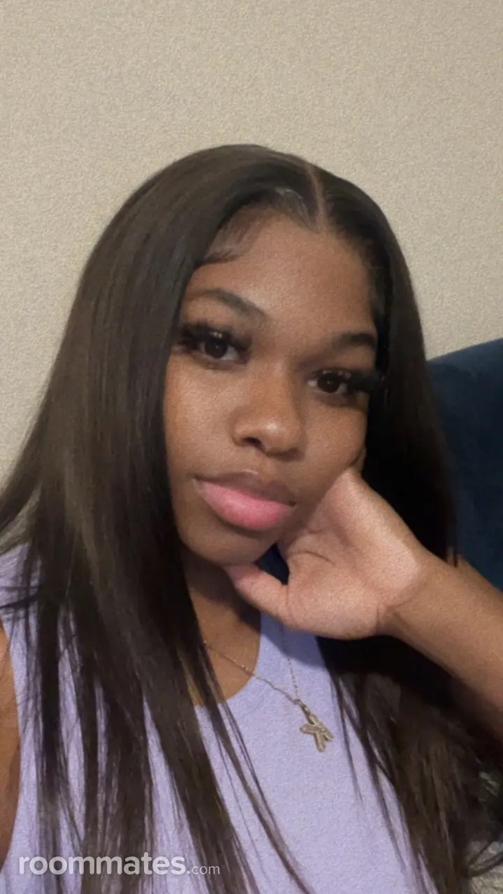 Profile photo 9 of 9