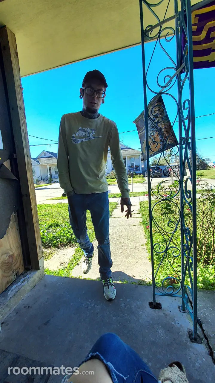 Profile photo 1 of 1