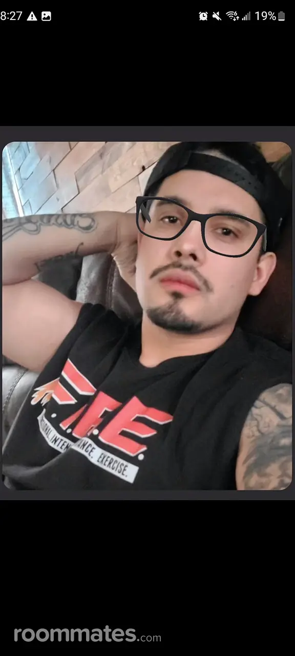 Profile photo 1 of 1