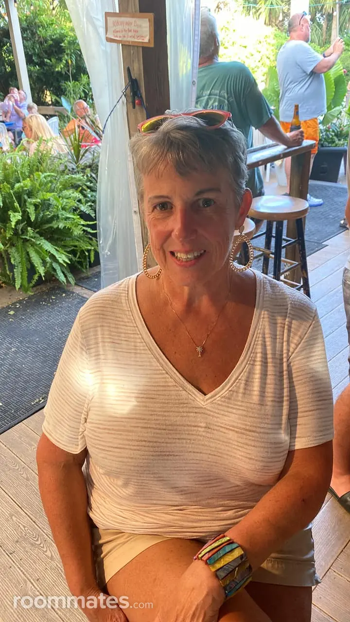 Profile photo 1 of 1