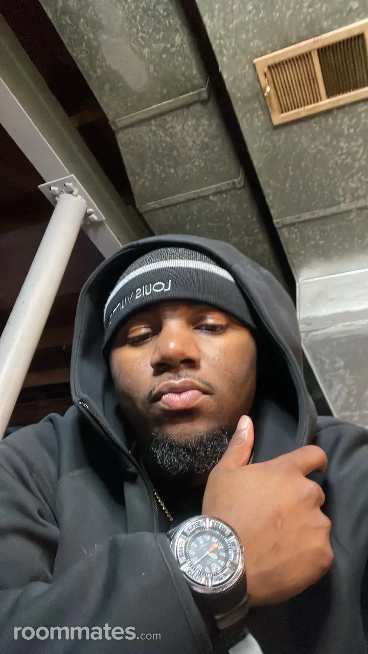 Profile photo 4 of 8