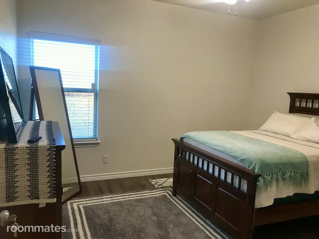 Profile photo 5 of 10