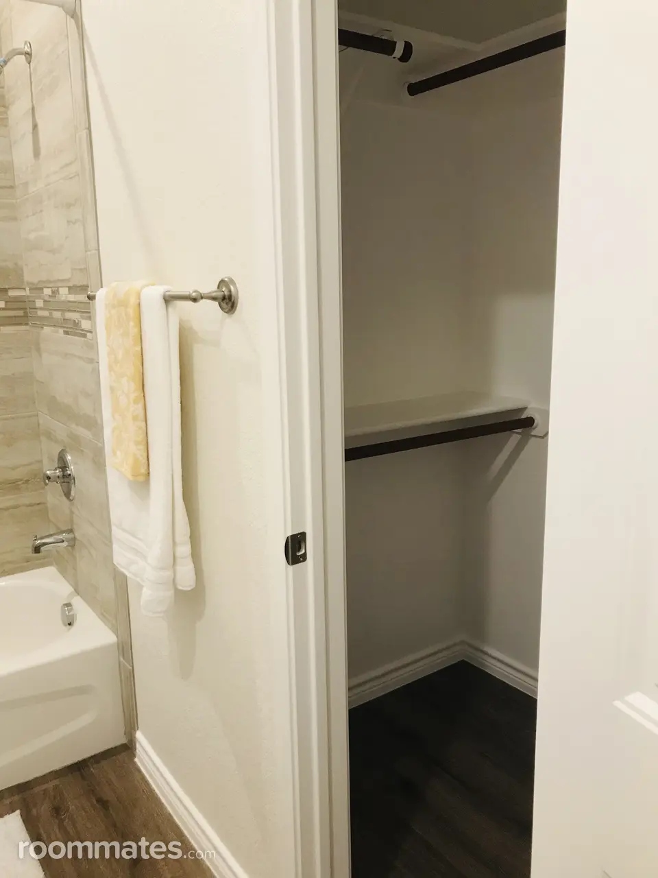 Profile photo 8 of 10