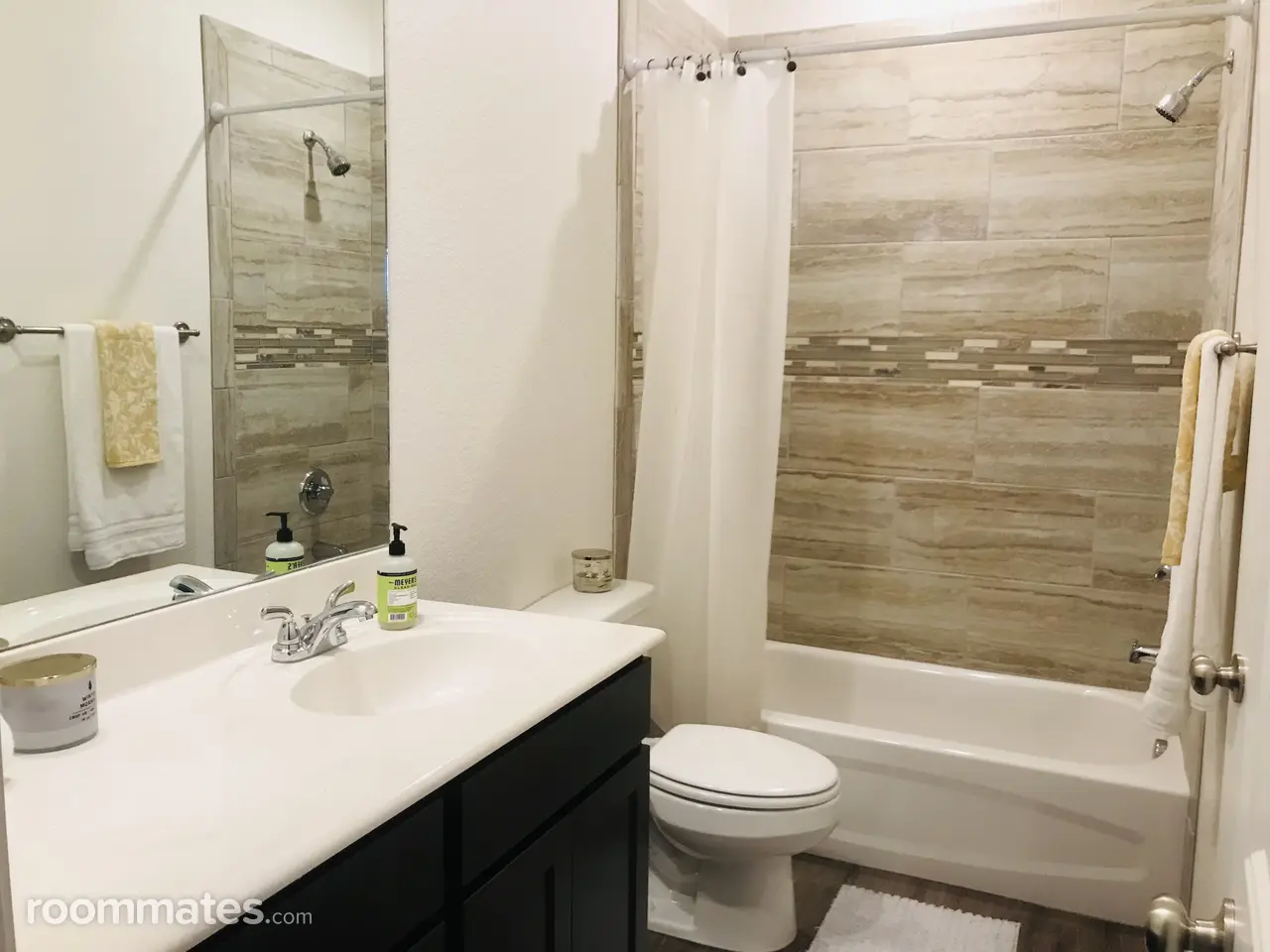 Profile photo 9 of 10