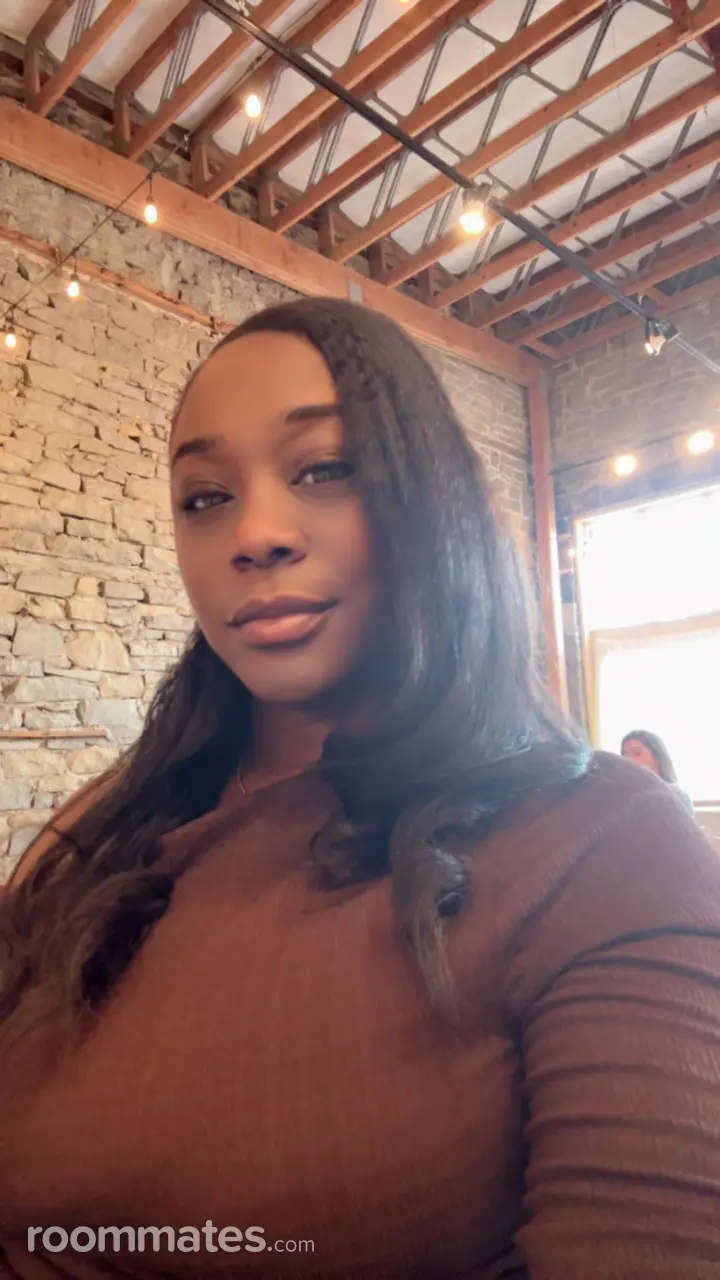 Profile photo 10 of 10