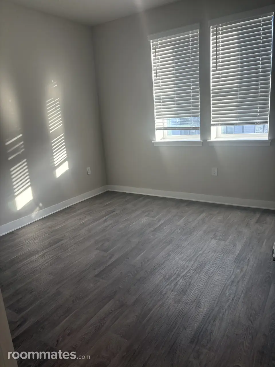 Profile photo 4 of 6