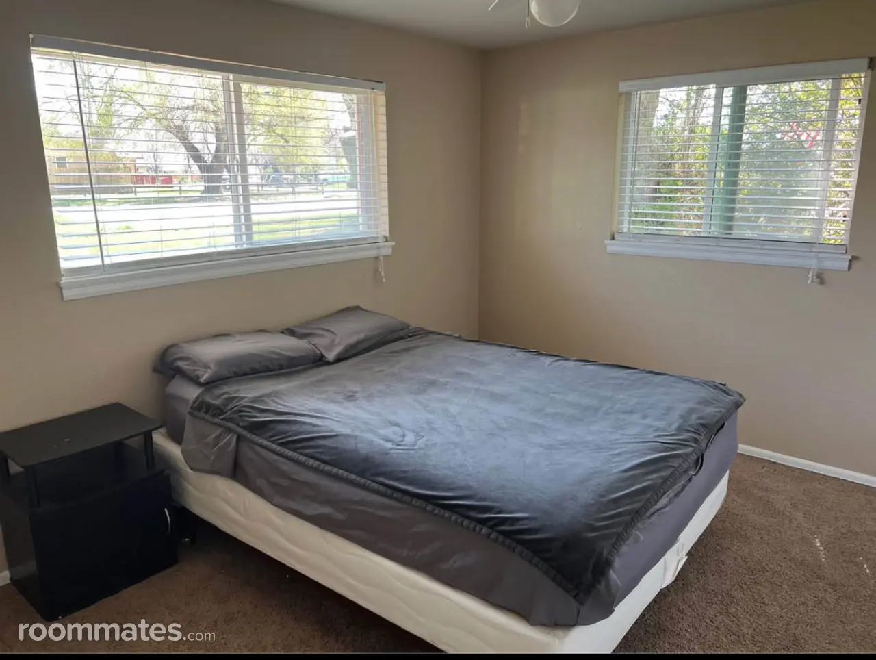 Profile photo 9 of 15