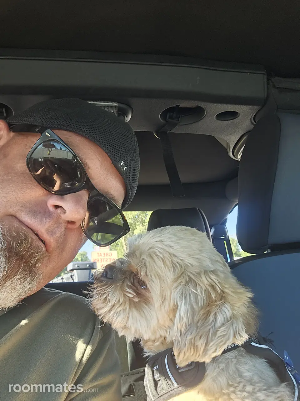 Profile photo 11 of 15