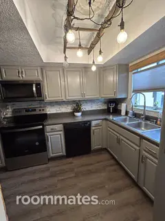 Room for rent in Winter Haven, FL $900, condo