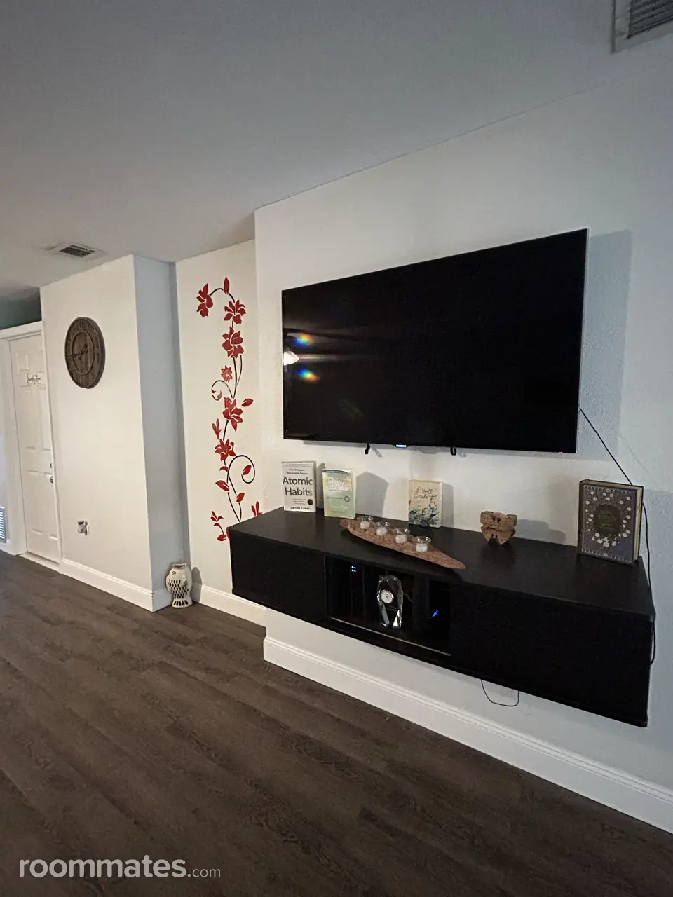 Profile photo 4 of 15