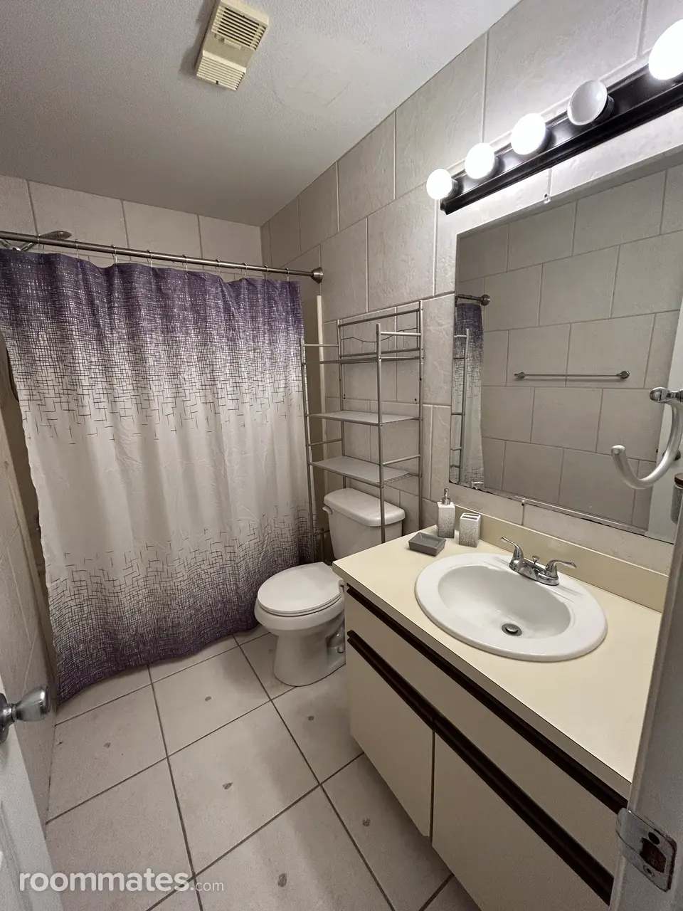 Profile photo 8 of 15