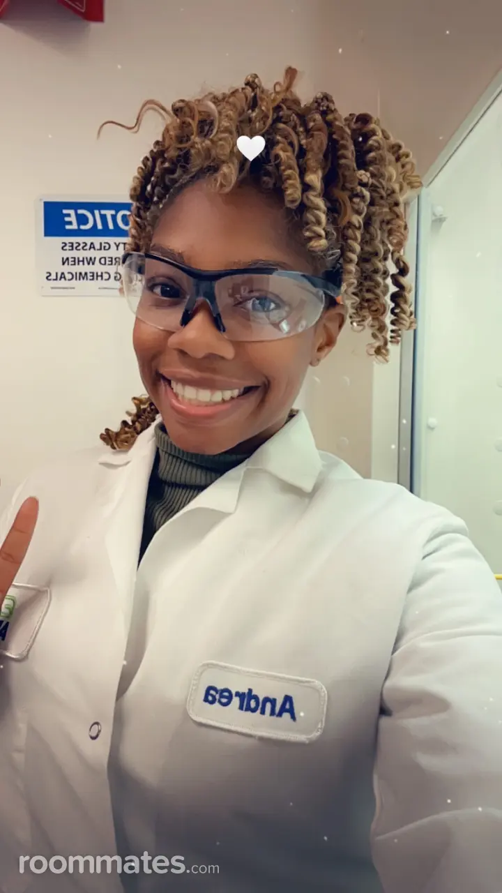 Profile photo 15 of 15