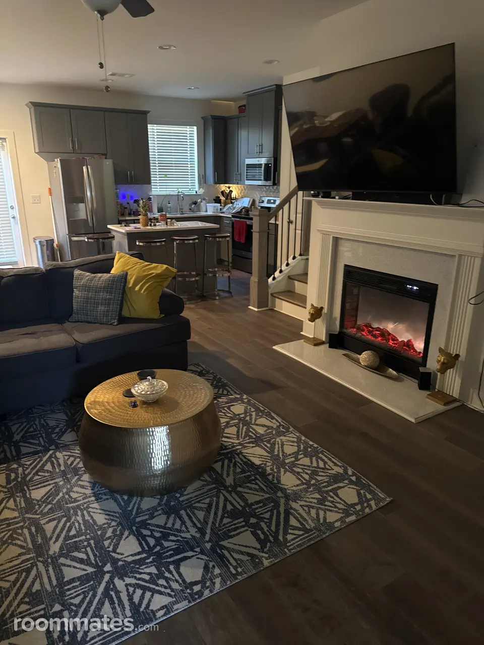 Profile photo 3 of 7