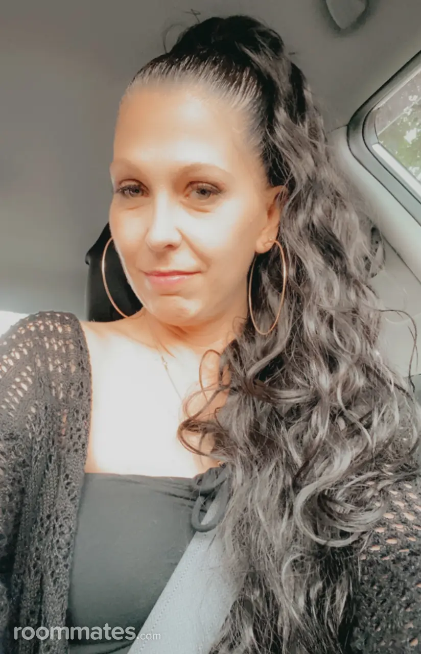 Profile photo 1 of 1