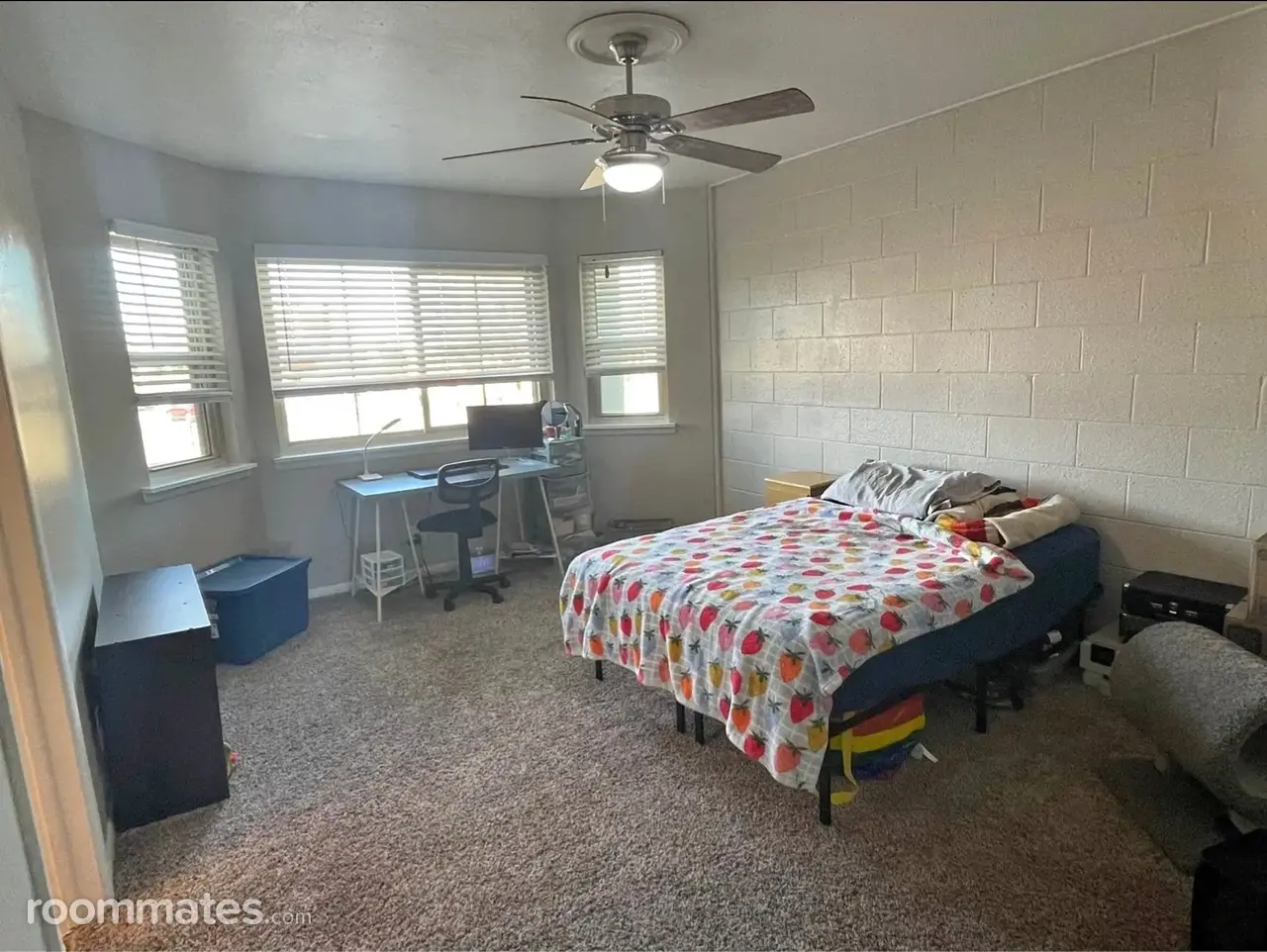 Profile photo 1 of 9