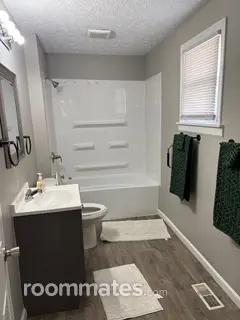 Room for rent in Columbus, OH $750, house