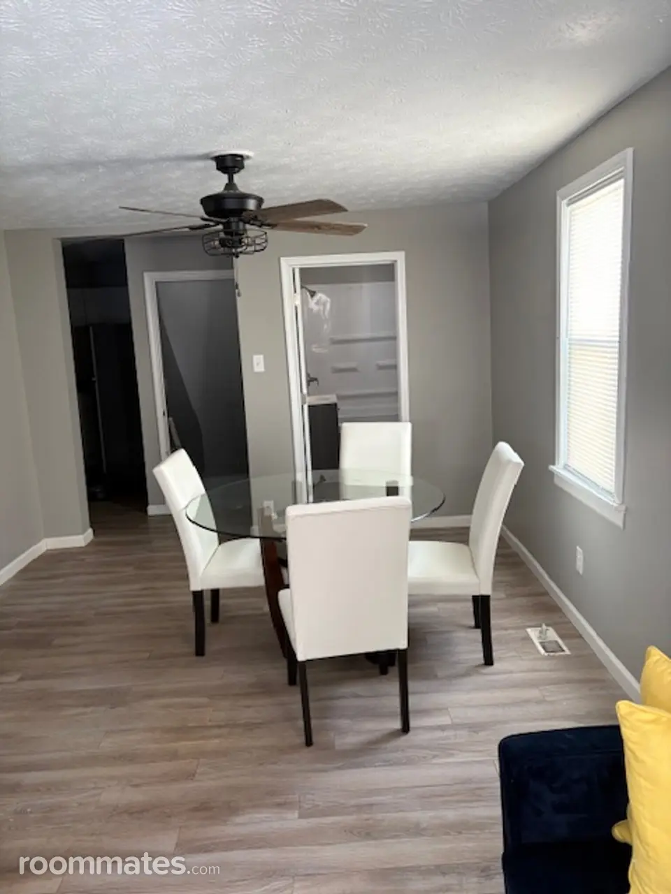 Profile photo 2 of 10