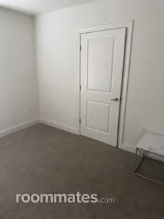 Room for rent in Pensacola, FL $900, house