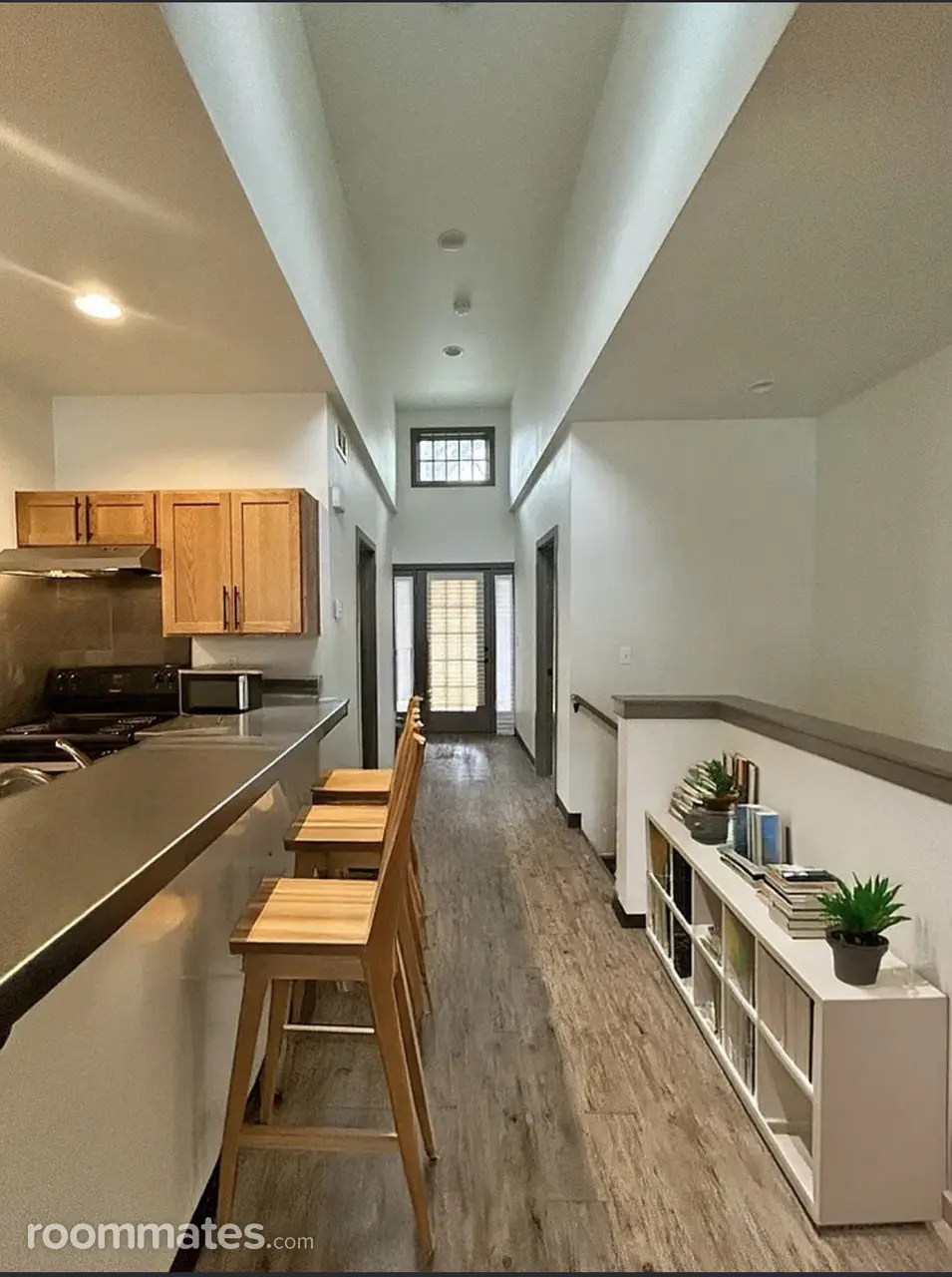 Profile photo 6 of 8