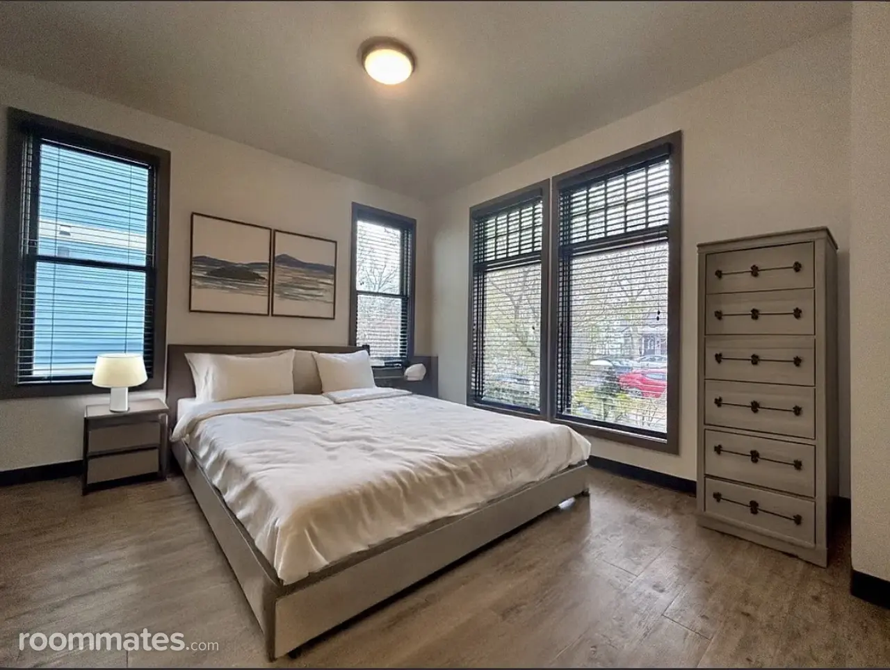 Profile photo 4 of 8