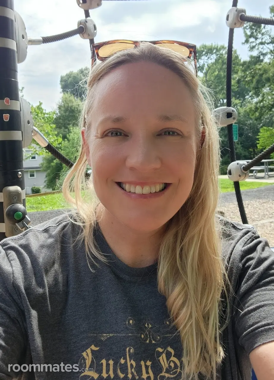 Profile photo 1 of 1