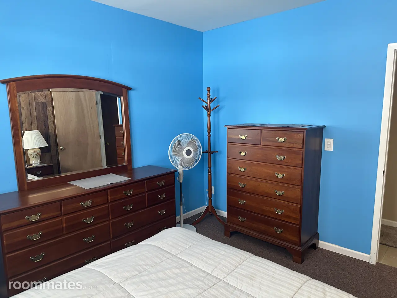 Profile photo 2 of 6