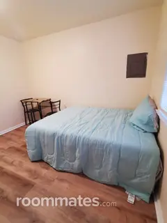 Room for rent in Iselin, NJ $1000, house