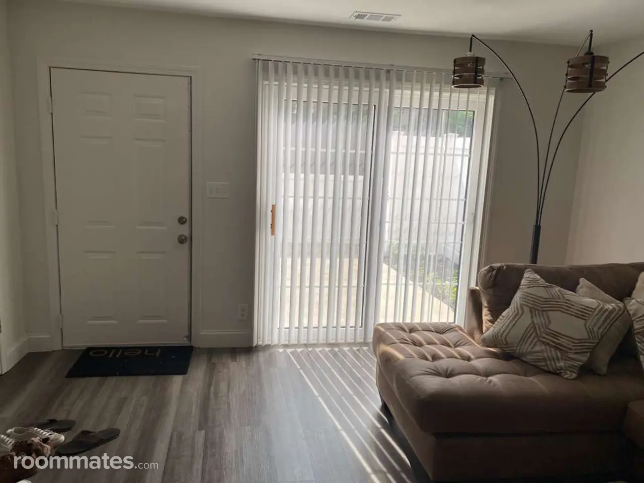 Profile photo 3 of 19