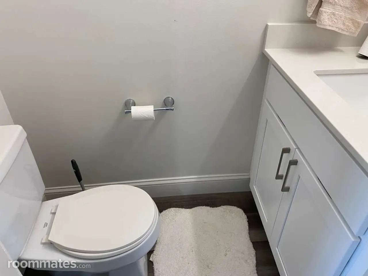 Profile photo 9 of 19